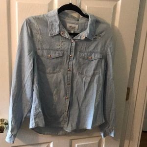 button down chambray distressed women’s pocket top